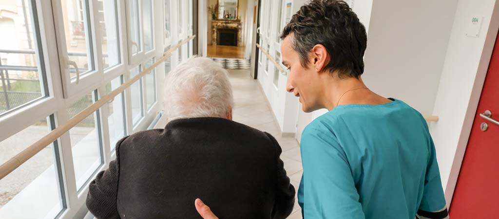Aide à domicile pour les personnes âgées