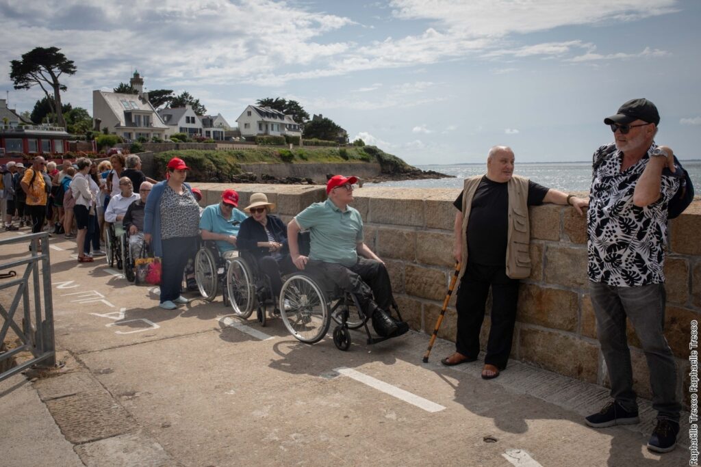 Châteaux, bord de mer, abbayes : là où partent en vacances les personnes âgées accompagnées