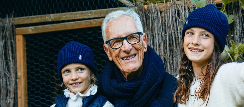 Grâce à la Boutique solidaire des Petits Frères des Pauvres, tout achat vous permettra de vous fabriquer de beaux souvenirs... © La Fabrique des Beaux Souvenirs