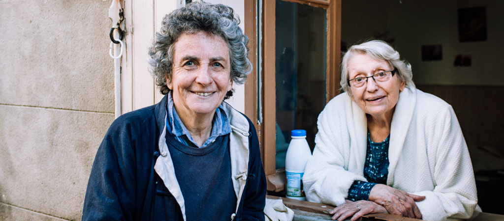 Les Petits Frères des Pauvres et Cheerz proposent une opération qui va redonner le sourire à nos aînés isolés. © Marion Dunyach / Petits Frères des Pauvres