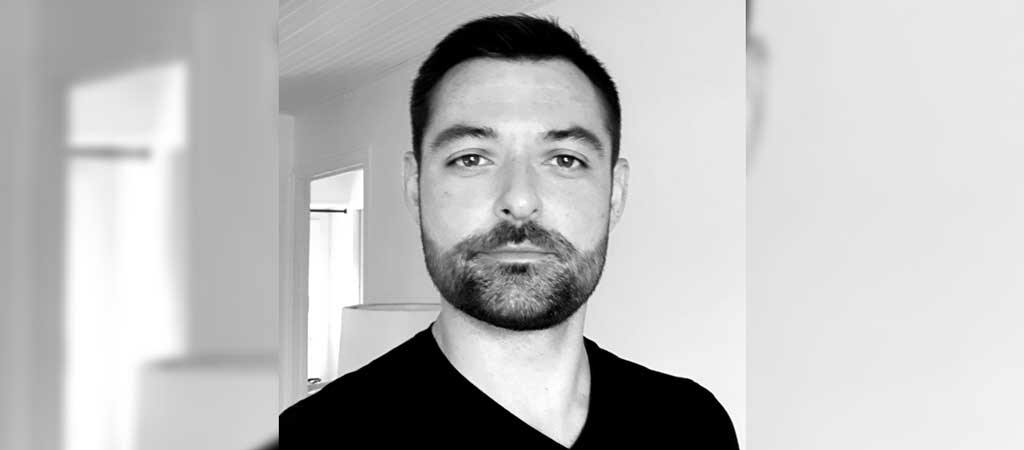 Sébastien, bénévole depuis un an, s'est engagé contre l'isolement des aînés. © Sébastien D.