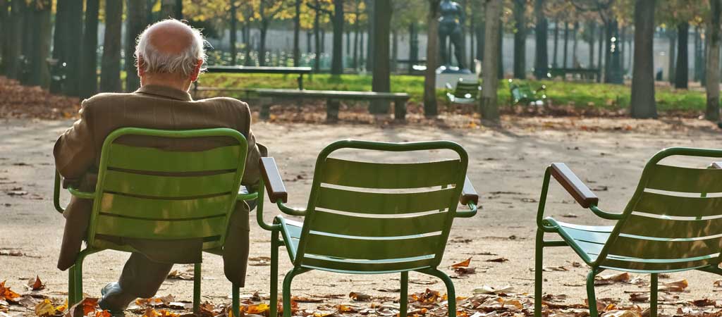 Arthur, 61 ans, est à la recherche d'une compagne pour égayer son quotidien. Visuel d'illustration : © Vladiri/ Shutterstock.com
