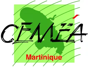 Logo des CEMÉA Martinique, composé du sigle « CEMÉA » en noir superposé à la silhouette verte de l'île de la Martinique, sur un fond vert clair, avec la mention « Martinique » en rouge.