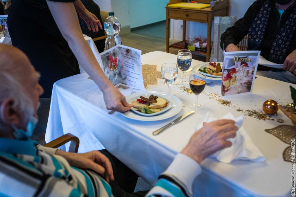 Réveillons de Noël : une grande chaîne de solidarité se prépare partout en France
