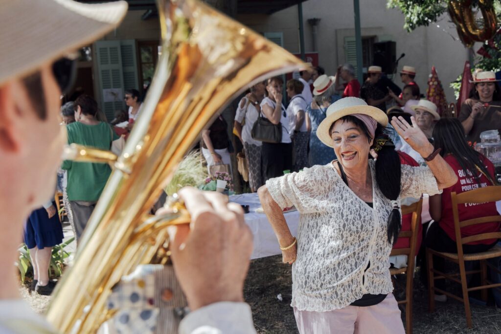80 ans des Petits Frères des Pauvres : une année de fêtes, partout en France