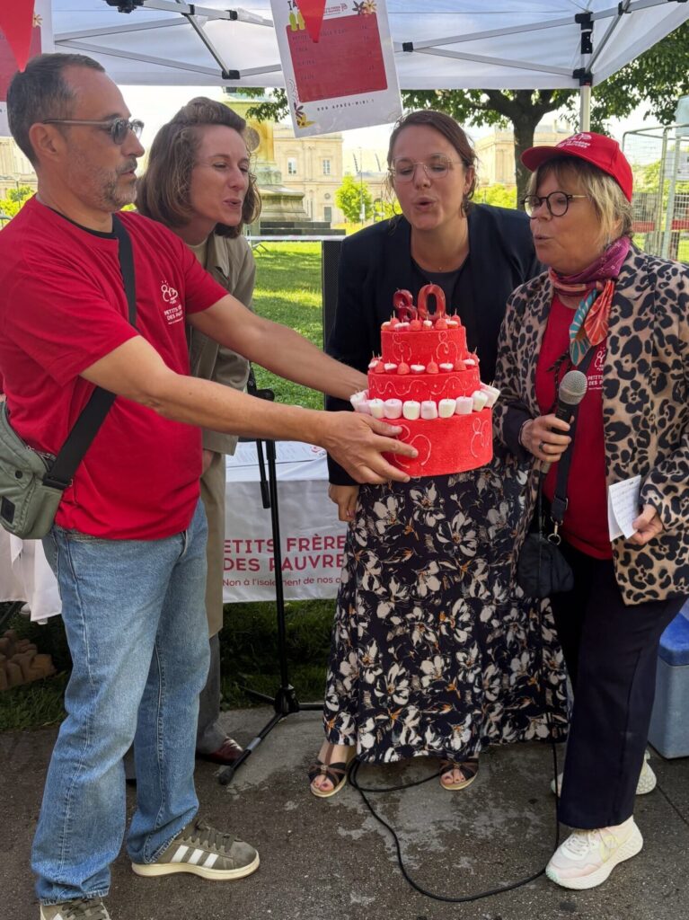 80 ans des Petits Frères des Pauvres : une année de fêtes, partout en France