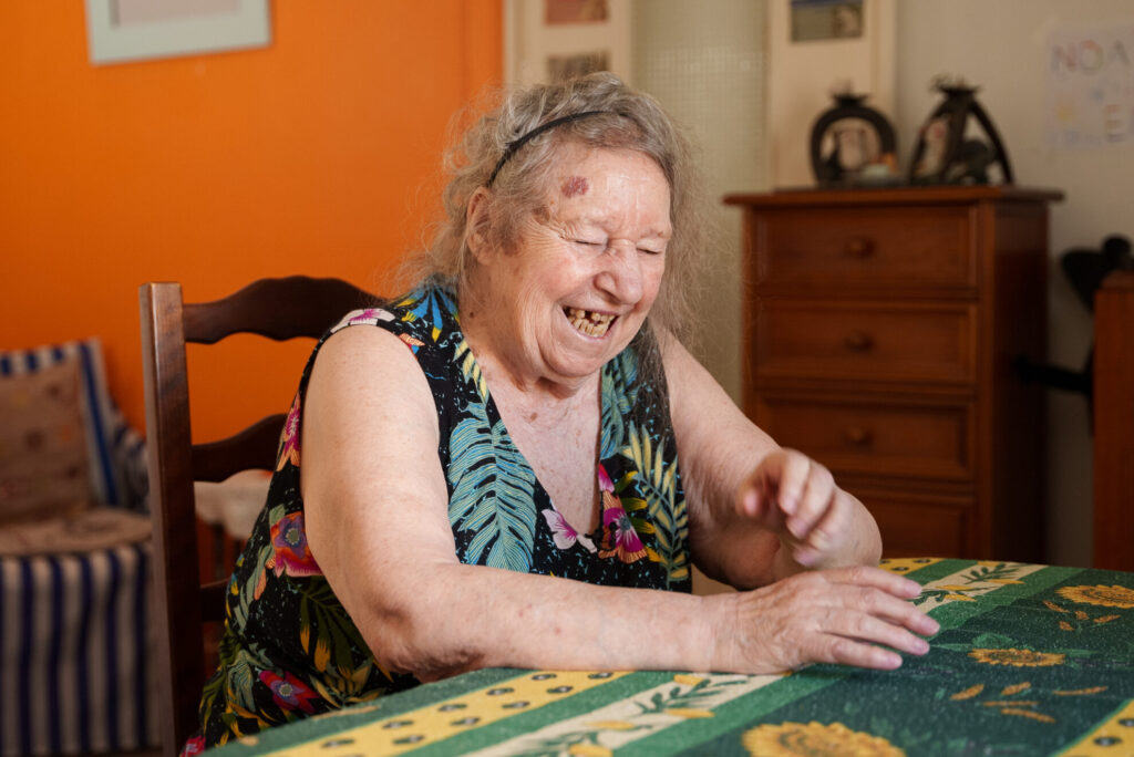 Éliane, 86 ans : « J’aimais me promener, maintenant je ne peux plus »